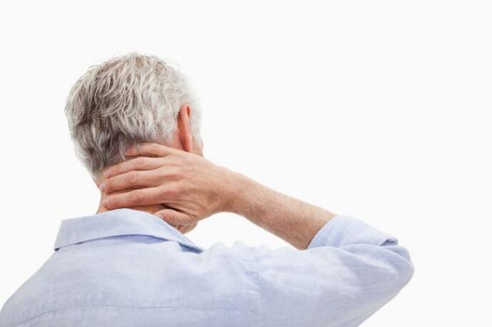 douleur au cou avec ostéochondrose cervicale